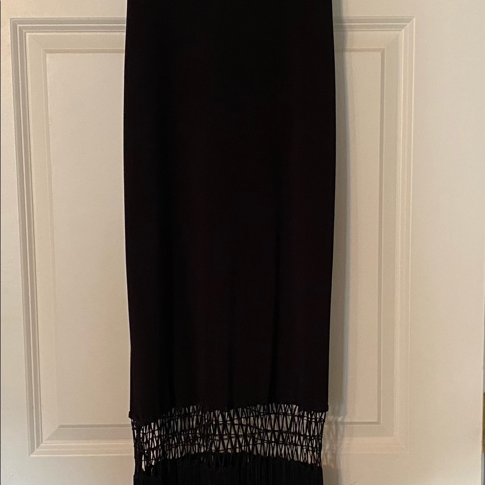 Long dress- size 2 . Worn once- in great condition